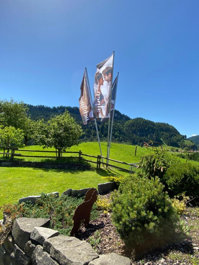 Wohlfuehlhotel Berwanger Hof Obermaiselstein Buitenkant foto
