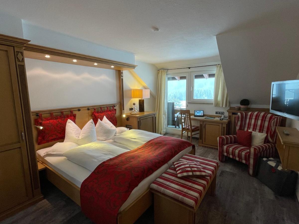 Wohlfuehlhotel Berwanger Hof Obermaiselstein Buitenkant foto