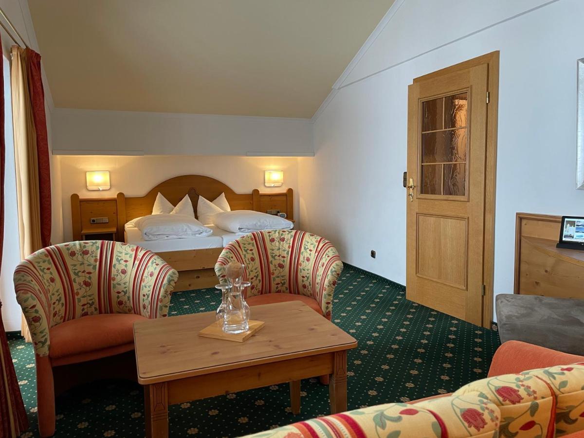 Wohlfuehlhotel Berwanger Hof Obermaiselstein Buitenkant foto